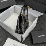 CHANEL 23k Kelly Black