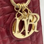 20230209_i1675922508_9319_1.jpg Replik Lady Dior Mini Rot