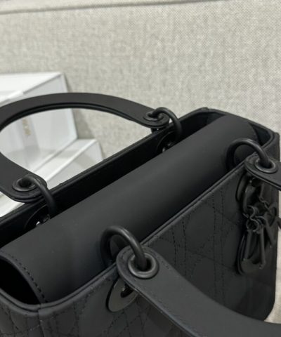 Fake Lady Dior Medium Ultramatte Black - best quality fake designer bag