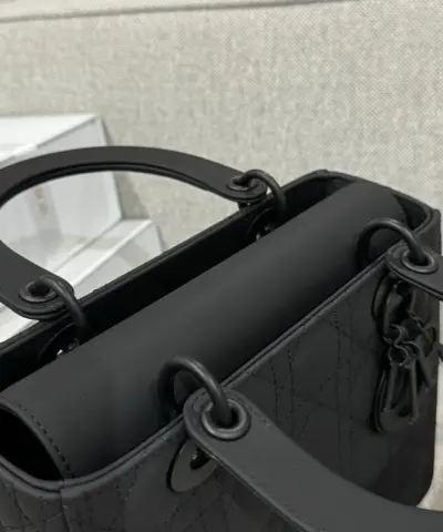 Fake Lady Dior Medium Ultramatte Black - best quality fake designer bag