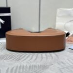 Réplica del bolso Prada Cleo grande marrón