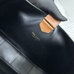 Réplica del bolso Prada Cleo grande marrón: réplica de un bolso de diseñador de alta gama