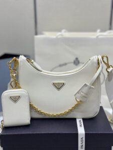 Replica Prada Re – Edition White 2005 - ultra-realistic fake purse