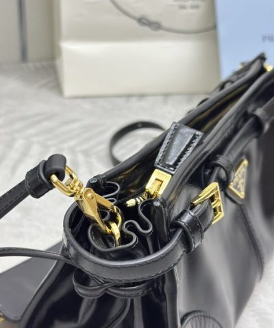 Fake Prada Leather Handbag Black - high-end replica designer purse