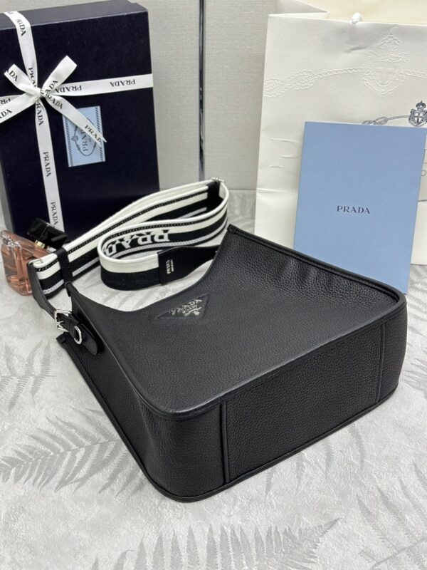 i1703590886_3830_3 Prada Saffiano Tote Black