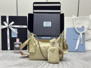 Replica Prada Re – Edition Nylon 2005 Yellow - top-grade luxury bag dupe