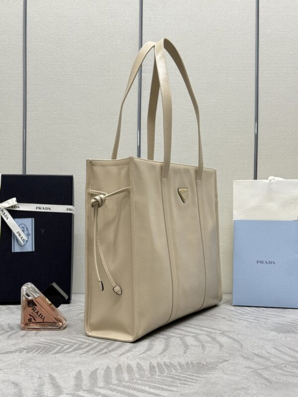 i1724265013_7399_2 Prada Antique Nappa Tote