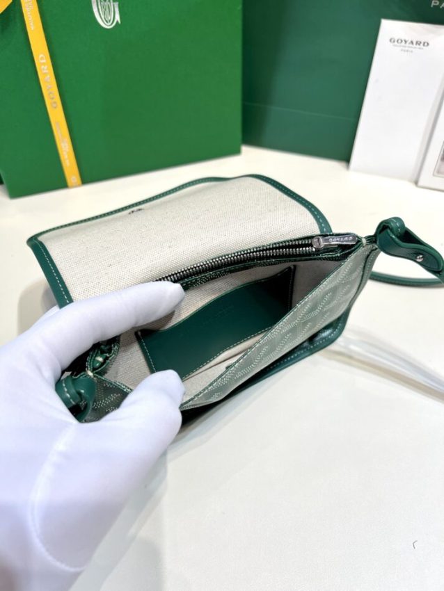 20220721_i1658334583_2643_7.jpg Goyard Plumet Pocket Wallet Green