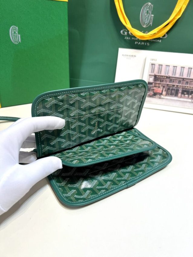 20220721_i1658334583_4561_3.jpg Goyard Plumet Pocket Wallet Green
