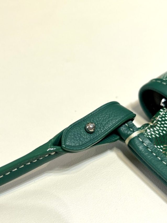 20220721_i1658334583_9983_4.jpg Goyard Plumet Pocket Wallet Green