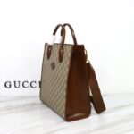 20221130_i1669753330_9720_1.jpg Replika Gucci Interlocking Double G Small Tote Bag