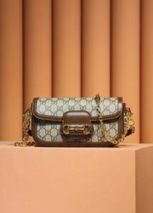 Fake Gucci 𝐇𝐨𝐫𝐬𝐞𝐛𝐢𝐭 𝟏𝟗𝟓𝟓 Baguette Bag - 1:1 premium replica handbag