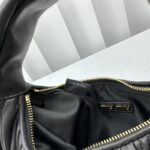 Replica Miu Miu Wander Black