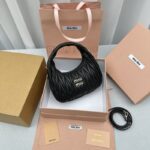 Replica Miu Miu Wander Black