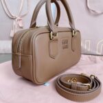 Réplica da bolsa Miu Miu Arcadie pequena marrom - réplica premium 1:1