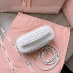 Réplica del bolso cosmético Miu Miu blanco