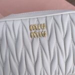 Replica Miu Miu Clutch White
