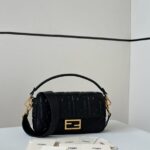 Replica Fendi Baguette Black