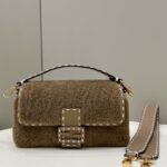 レプリカフェンディバゲットブラウンウール