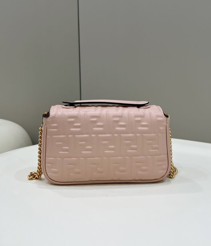 a2 Fendi Baguette Sliding Chain Pink