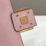 Replica Fendi Baguette Pink