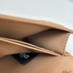 a7 Réplica Fendi Baguette Marrom