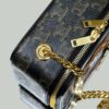 Replica Celine Triomphe Box On Chain - ultra-realistic fake purse