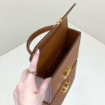 Replica Celine Triomphe Blandine Brown
