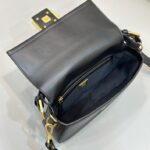 Sac Fendi Baguette en cuir noir intégral (réplique) - réplique de sac de luxe abordable