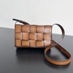 Replica Bottega Veneta Cassette 2.0 Brown