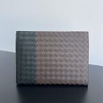 Replica Bottega Veneta Half Zip Clutch