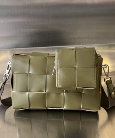Replica Bottega Veneta Cassette With Versatile Strap - high-end replica designer purse