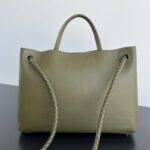 Replica Bottega Veneta Andiamo Full Leather - high-quality designer bag dupe