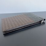 Replica Bottega Veneta Half Zip Clutch