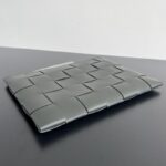 Replica Bottega Veneta Clutch 2.0 - premium superclone handbag
