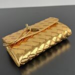 Replica Bottega Veneta Andiamo Clutch Wallet - top-grade luxury bag dupe