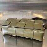 Replica Bottega Veneta Cassette With Versatile Strap