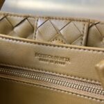 Replica Bottega Veneta Andiamo Suede - top-grade luxury bag dupe