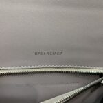 aa8 (3) Réplica da bolsa Balenciaga Hourglass cinza - réplica de alta qualidade de bolsa de grife.