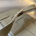 Replica Bottega Veneta Cassette 2.0 Beige