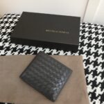 Replica Bottega Veneta Intrecciato Bi – Fold Wallet - top-grade luxury bag dupe