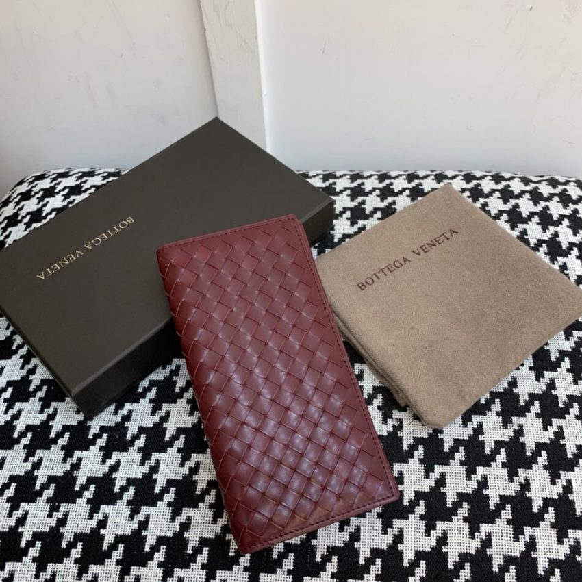 Replica Bottega Veneta Intrecciato Wallet Red - affordable designer bags Replica Bottega Veneta Intrecciato Wallet Red - affordable designer bags