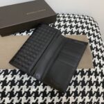 Replica Bottega Veneta Intrecciato Wallet Black