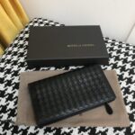Replica Bottega Veneta Intrecciato Pouch