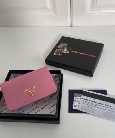 Replica Prada Saffiano Wallet - top-grade luxury bag dupe