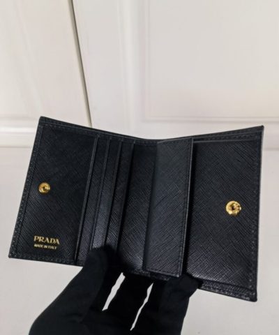 Replica Prada Saffiano Two Fold Wallet - ultra-realistic fake purse