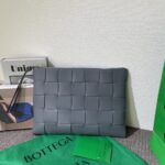 Replica Bottega Veneta Cassette Clutch - 1:1 premium replica handbag