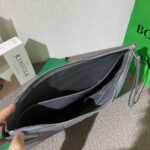 Replica Bottega Veneta Cassette Clutch