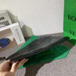 Replica Bottega Veneta Cassette Clutch Black