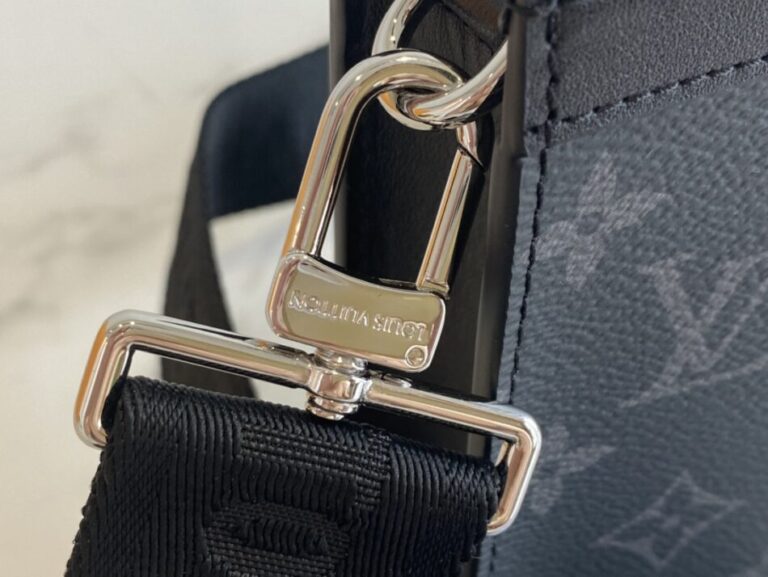 Louis Vuitton Gaston Wallet - Image 4
